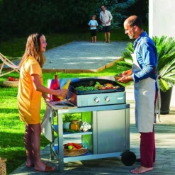 Plancha à Gaz Le Marquier Signature Allure 260 Inox + Desserte Inox -Raviday Barbecue Soldes allure 260 desserte inox ambiance 2 min