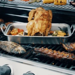 Barbecue à Gaz 6 Brûleurs Char-Broil Convective Series 640 B XL 10 Barbecue à Gaz 6 Brûleurs Char-Broil Convective Series 640 B XL -Raviday Barbecue Soldes convective 640 ambiance poulet min