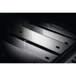 Barbecue à Gaz Napoleon Rogue 425 + Réchaud + Rôtissoire Incluse -Raviday Barbecue Soldes rb425rsbpk 1 fr a barbecue gaz napoleon rogue 425 rechaud rotissoire caches