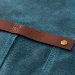 Tablier Barbecue Toile Waxée Alaskan Maker 547 - Bleu Canard -Raviday Barbecue Soldes tablier alaskan maker bleu canard 5